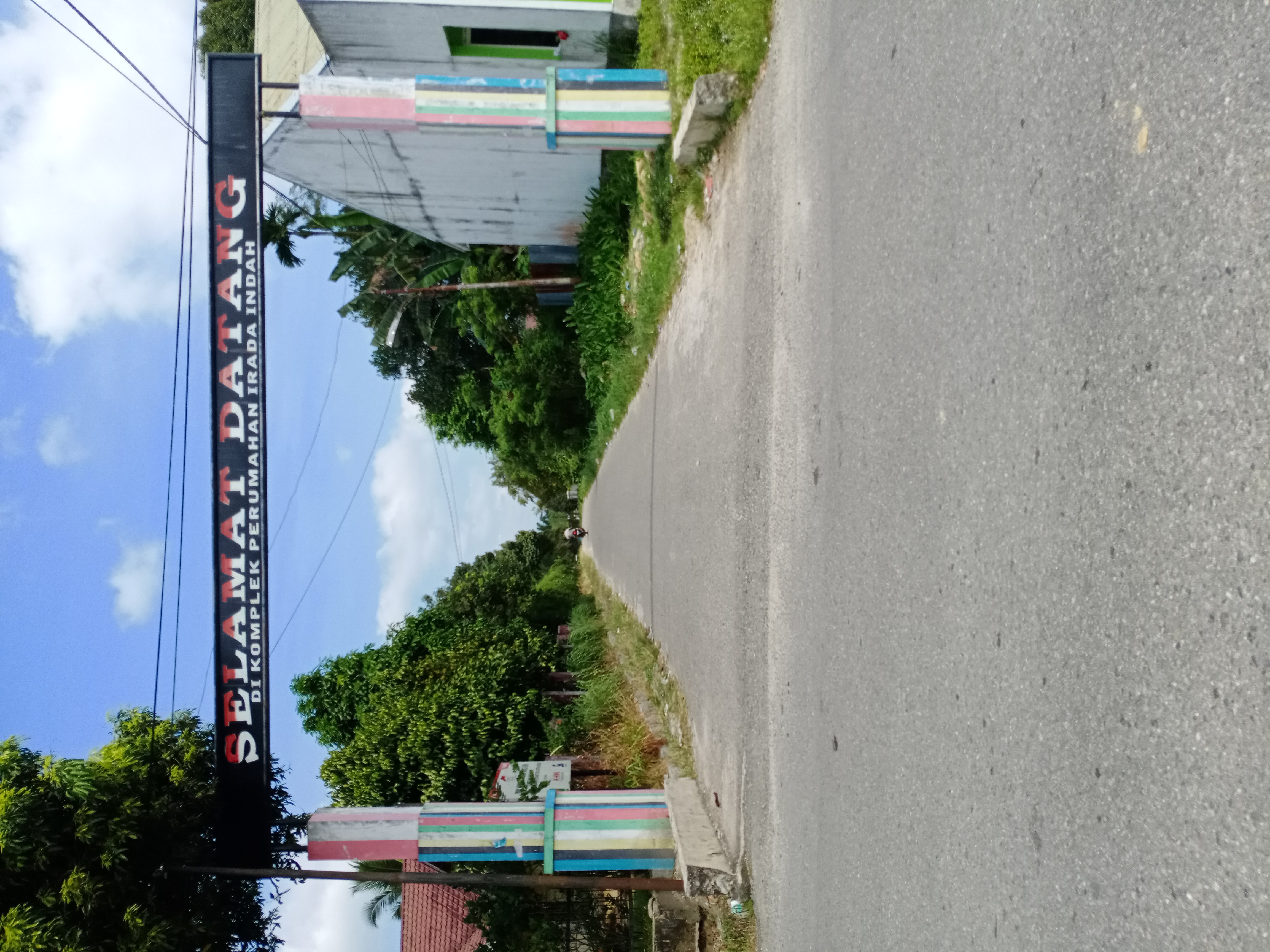 foto gerbang perumahan IRADA INDAH