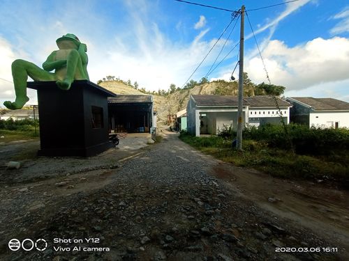 foto gerbang perumahan GREEN PAGER KODOK