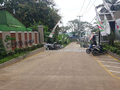 foto gerbang perumahan GRIYA CIBUCIL PERMAI
