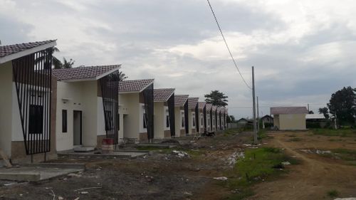 foto gerbang perumahan MAHKOTA JEMBATAN KEMBAR