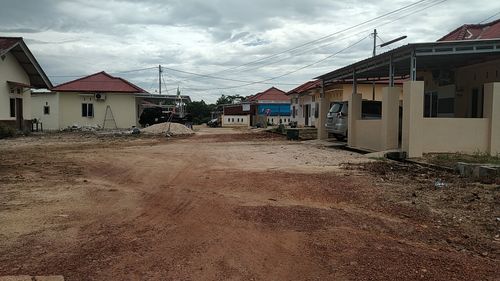 foto gerbang perumahan Meranti Koba Estate