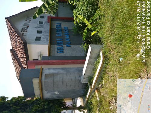 foto gerbang perumahan GRAHA KARTIKA PLUMBON