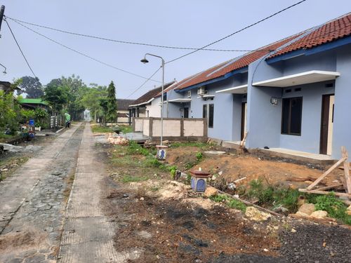 foto gerbang perumahan KARANGANYAR INDAH PERMAI