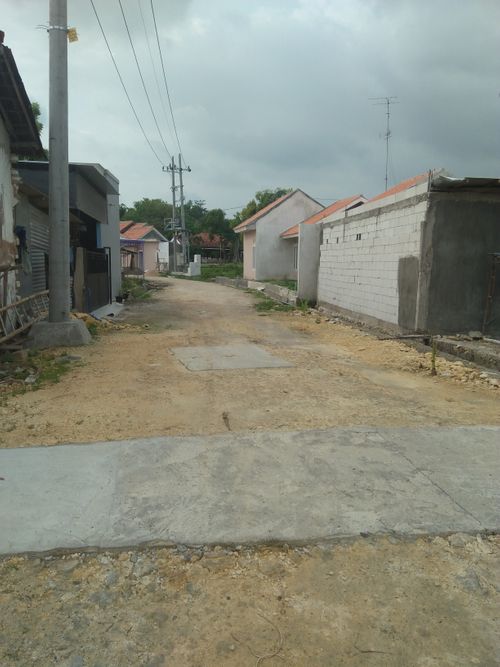 foto gerbang perumahan ROYAL TAMBUNG