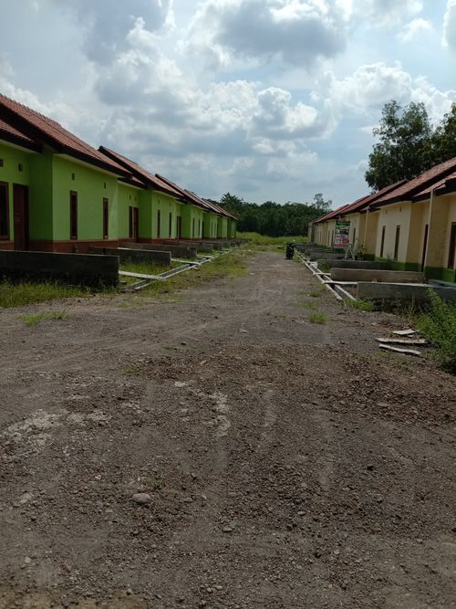 foto gerbang perumahan Dunia Kartika