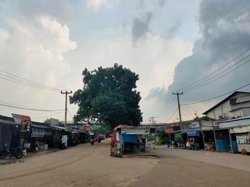 foto gerbang perumahan GRIYA SUKADAMI 1
