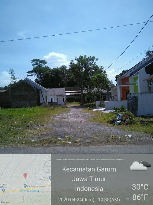 foto gerbang perumahan Central Residence