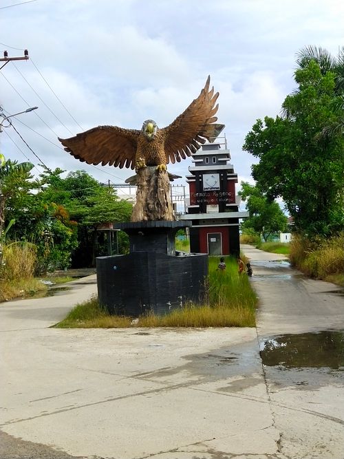 foto gerbang perumahan Perumnas Permata Regency 