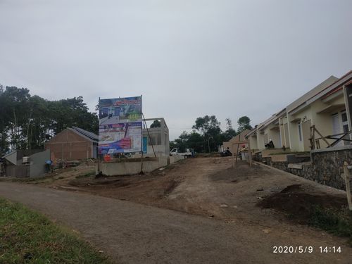 foto gerbang perumahan Griya Permata Kopkarin