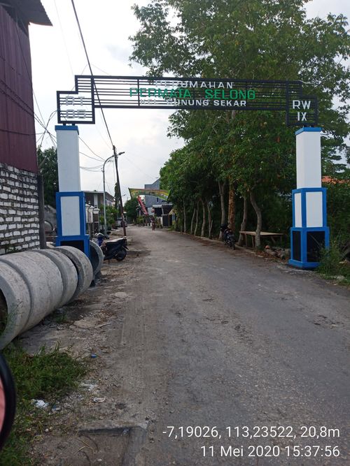 foto gerbang perumahan PERMATA SELONG