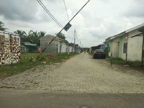 foto gerbang perumahan Brahrang indah permai
