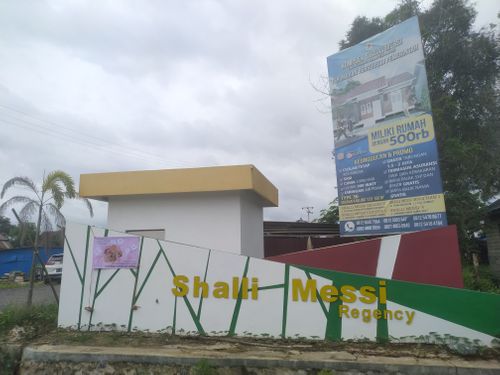 foto gerbang perumahan SHALLI MESSI REGENCY
