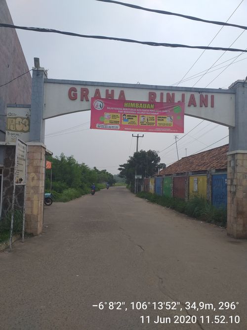 foto gerbang perumahan GRAHA RINJANI