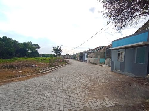 foto gerbang perumahan Pondok Laguna Indah