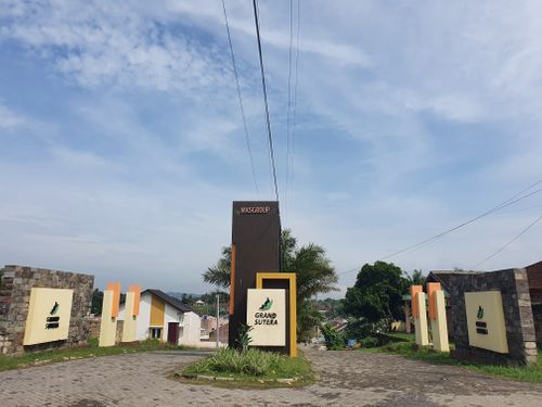 foto gerbang perumahan Grand Sutera Cilegon