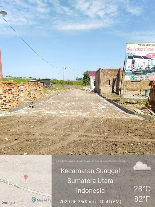 foto gerbang perumahan SEM REGENCY MANDIRI 2
