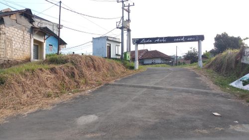 foto gerbang perumahan Lido Asri Residence