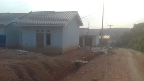 foto gerbang perumahan TAMAN MENDALO