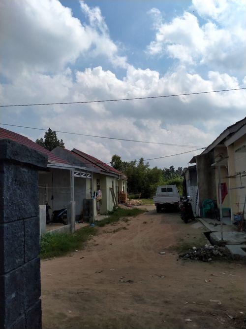 foto gerbang perumahan Bumi Surya Residence