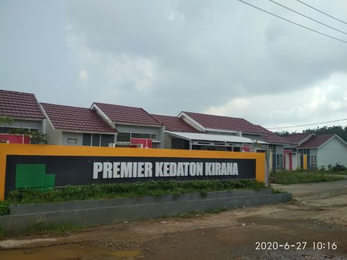 foto gerbang perumahan PREMIER KEDATON KIRANA