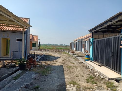 foto gerbang perumahan Perum PURI GARDENIA