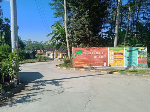 foto gerbang perumahan Puri Indah Butuh Tahap 2