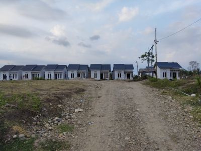 foto gerbang perumahan GRIYA PARAMA SATWIKA