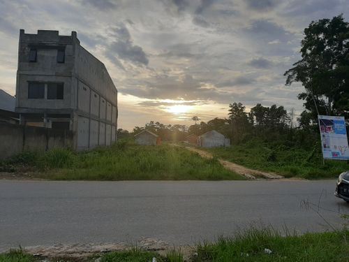 foto gerbang perumahan GRIYA MUTIARA BARUGA