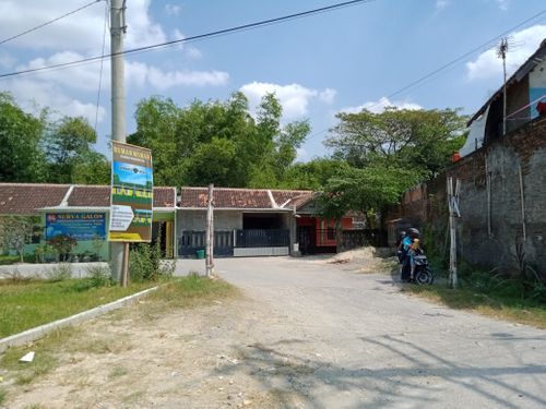 foto gerbang perumahan PERMATA HIJAU