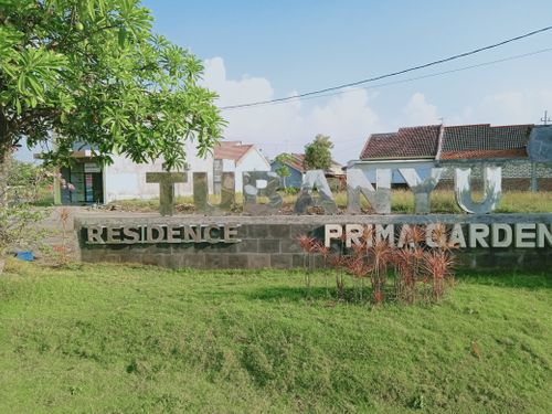 foto gerbang perumahan Tubanyu Residence