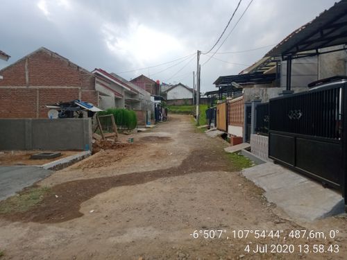 foto gerbang perumahan MEKARSARI REGENCY 4