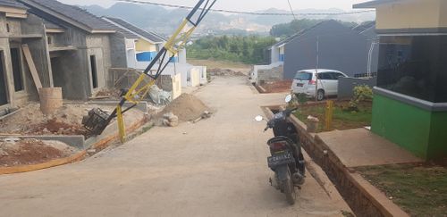 foto gerbang perumahan CIKAHURIPAN RESIDENCE
