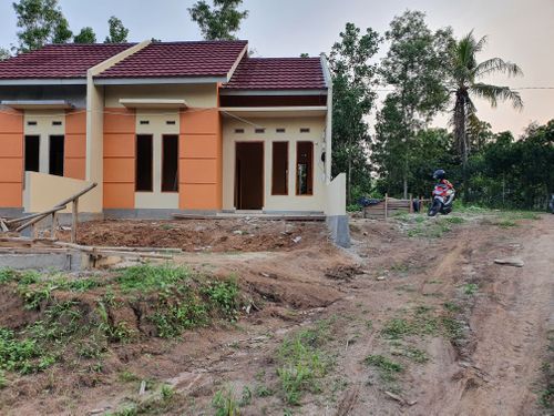 foto gerbang perumahan Ratu Mas Residence Pringsewu
