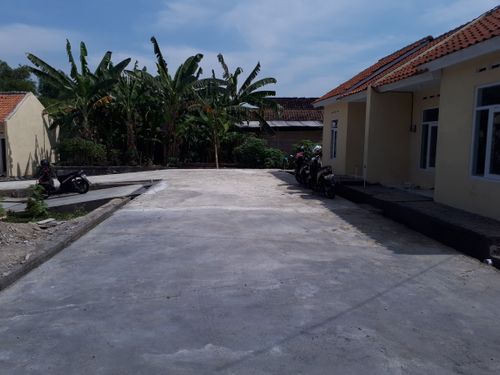 foto gerbang perumahan Mahkota Alam Ngemplak I