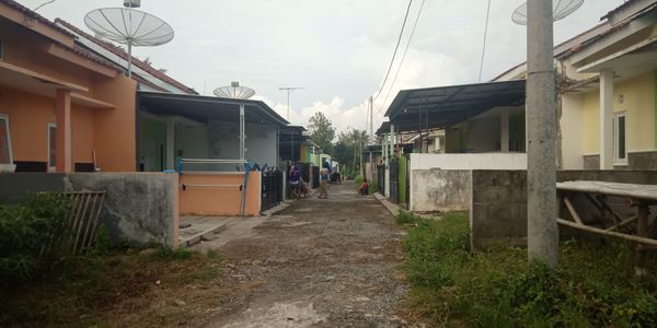 foto gerbang perumahan Griya Pylandra