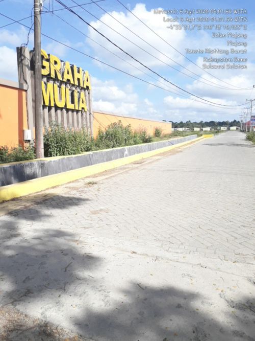 foto gerbang perumahan GRAHA MULIA