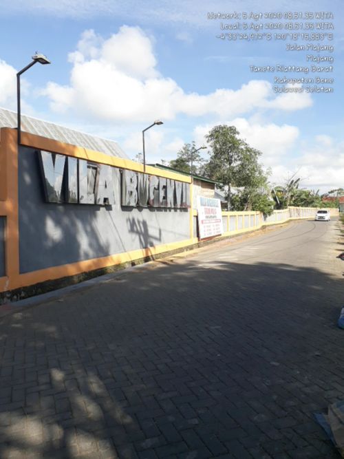 foto gerbang perumahan VILLA BUGENVILE