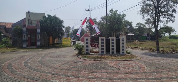 foto gerbang perumahan THE VISTA RESIDENCE