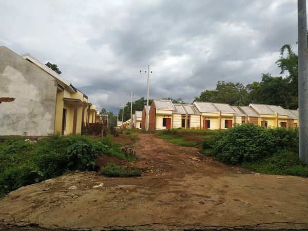 foto gerbang perumahan RICH GARDEN REGENCY 2