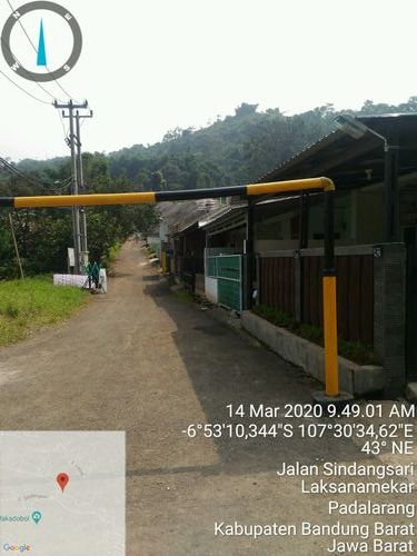 foto gerbang perumahan LEMBAH BATUJAJAR VILLAGE