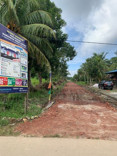 foto gerbang perumahan MAKROMAN INDAH LESTARI