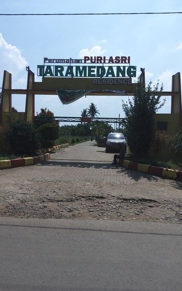 foto gerbang perumahan PURI ASRI TARAMEDANG RESIDENCE TAHAP IV