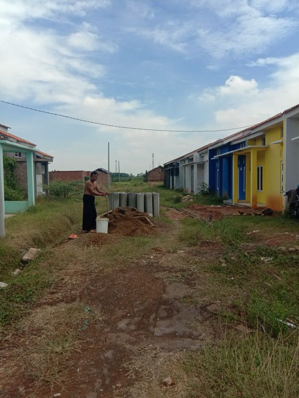 foto gerbang perumahan Griya pakumbulan indah residence 