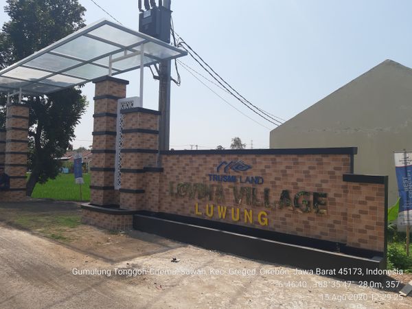 foto gerbang perumahan LOVINA VILLAGE LUWUNG