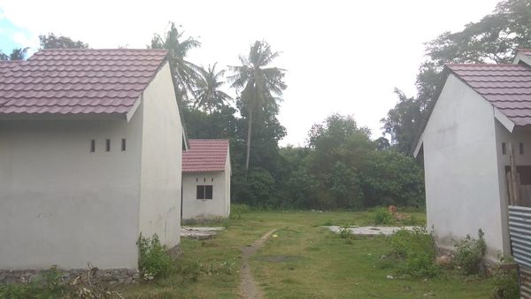 foto gerbang perumahan PONDOK INDAH JATI IRENG 2