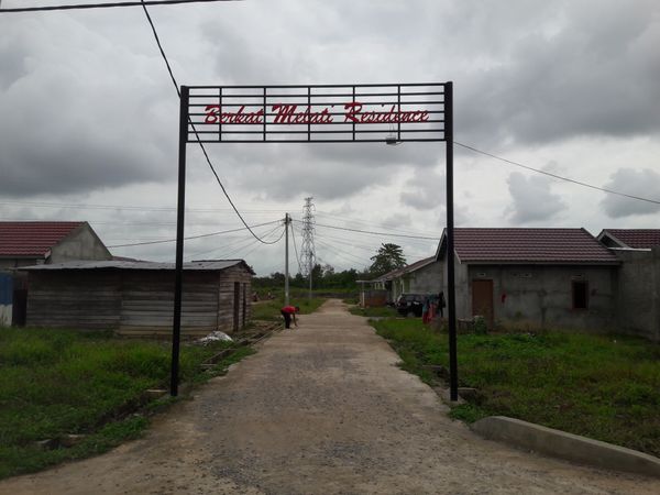 foto gerbang perumahan berkat melati residence tahap 2