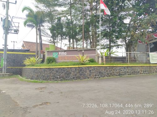 foto gerbang perumahan VILLA BUNGURSARI