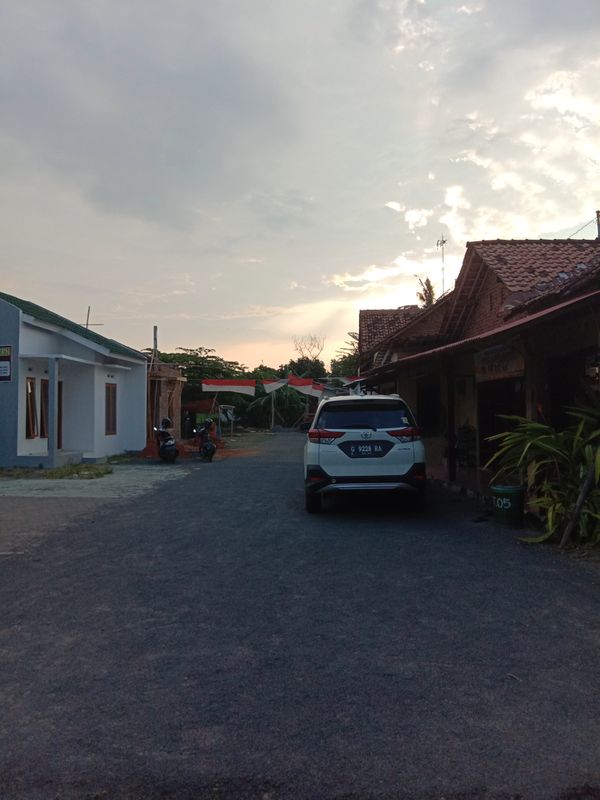 foto gerbang perumahan Perumahan Griya Baros Permai 