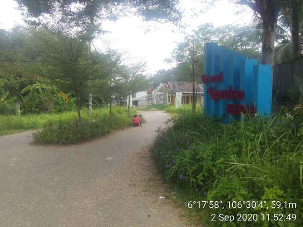 foto gerbang perumahan GRAND TIGARAKSA RESIDENCE