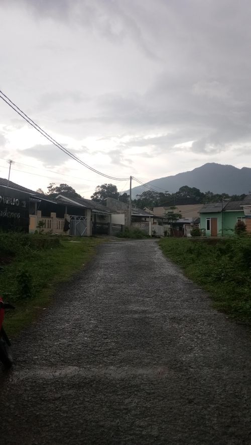 foto gerbang perumahan D'kaduhejo 2 Residence